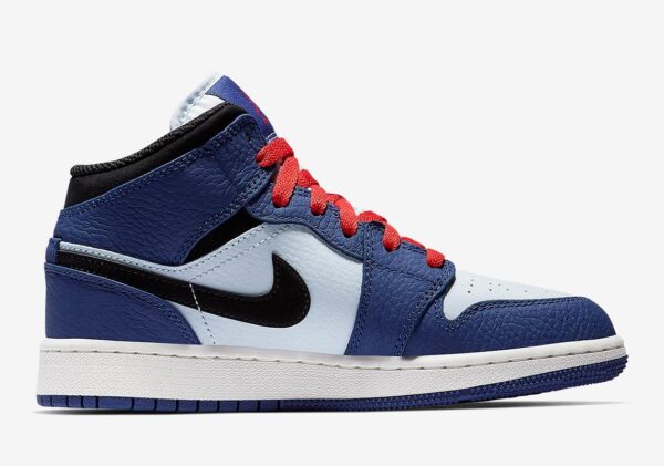 Air Jordan 1 Retro “Court Purple”